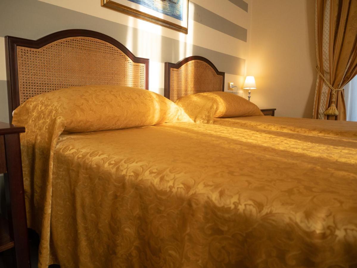 Dipendenza Hotel Londra أليساندريا المظهر الخارجي الصورة